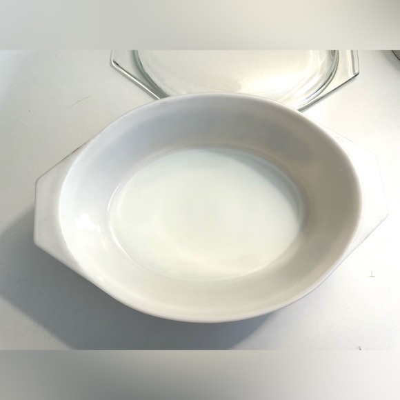 Vtg PYREX #045 Beige Bramble Casserole Dish W/Lid Gold Scroll 2.5 Quart Ovenware - Picture 8 of 15